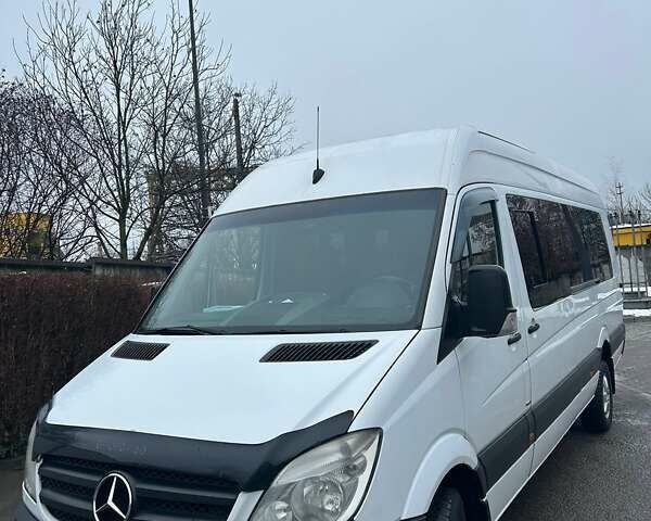 Білий Мерседес Sprinter, об'ємом двигуна 2.99 л та пробігом 523 тис. км за 22000 $, фото 1 на Automoto.ua
