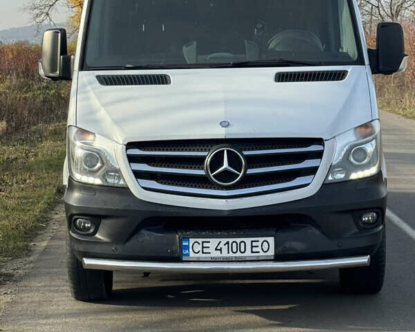 Белый Мерседес Sprinter, объемом двигателя 2.99 л и пробегом 400 тыс. км за 28920 $, фото 1 на Automoto.ua