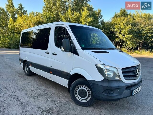 Білий Мерседес Sprinter, об'ємом двигуна 2.14 л та пробігом 459 тис. км за 21011 $, фото 1 на Automoto.ua