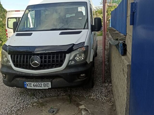 Белый Мерседес Sprinter, объемом двигателя 2.14 л и пробегом 233 тыс. км за 24200 $, фото 1 на Automoto.ua