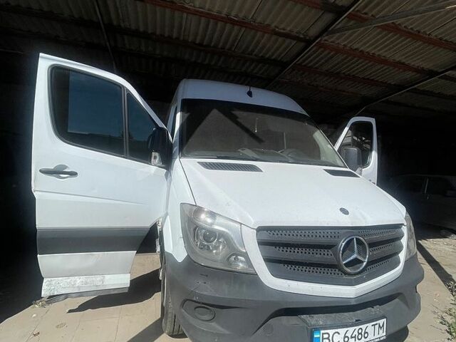 Білий Мерседес Sprinter, об'ємом двигуна 1.8 л та пробігом 500 тис. км за 19500 $, фото 1 на Automoto.ua