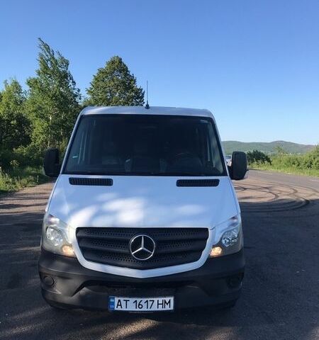 Белый Мерседес Sprinter, объемом двигателя 2.14 л и пробегом 420 тыс. км за 17500 $, фото 1 на Automoto.ua