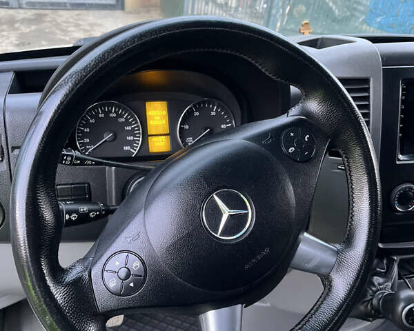 Білий Мерседес Sprinter, об'ємом двигуна 3 л та пробігом 498 тис. км за 37193 $, фото 1 на Automoto.ua