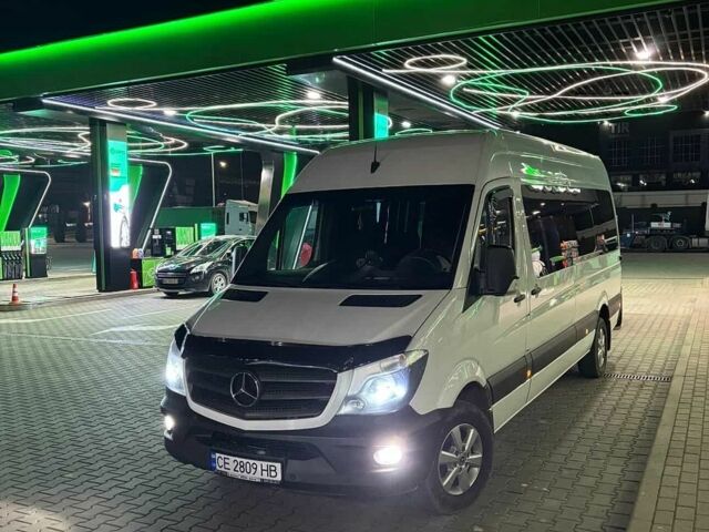 Белый Мерседес Sprinter, объемом двигателя 3 л и пробегом 650 тыс. км за 30500 $, фото 1 на Automoto.ua