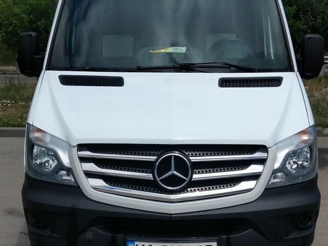 Белый Мерседес Sprinter, объемом двигателя 2.14 л и пробегом 749 тыс. км за 18300 $, фото 1 на Automoto.ua