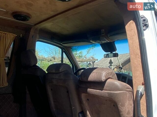 Белый Мерседес Sprinter, объемом двигателя 2.99 л и пробегом 987 тыс. км за 23500 $, фото 1 на Automoto.ua