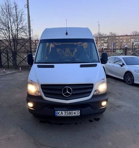 Белый Мерседес Sprinter, объемом двигателя 2.14 л и пробегом 450 тыс. км за 29469 $, фото 1 на Automoto.ua