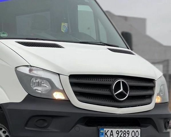 Белый Мерседес Sprinter, объемом двигателя 2.14 л и пробегом 600 тыс. км за 22000 $, фото 1 на Automoto.ua