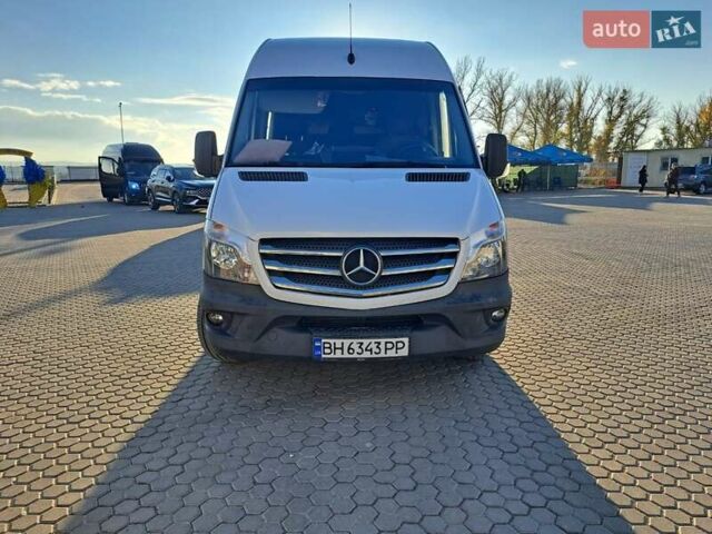 Белый Мерседес Sprinter, объемом двигателя 2.14 л и пробегом 411 тыс. км за 20000 $, фото 1 на Automoto.ua