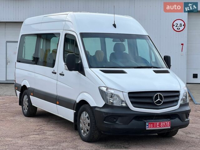 Белый Мерседес Sprinter, объемом двигателя 2.2 л и пробегом 313 тыс. км за 22900 $, фото 1 на Automoto.ua
