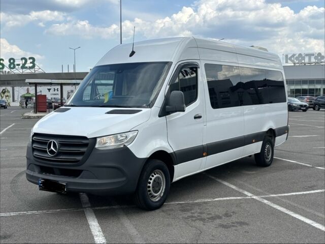 Білий Мерседес Sprinter, об'ємом двигуна 2.2 л та пробігом 600 тис. км за 25000 $, фото 1 на Automoto.ua