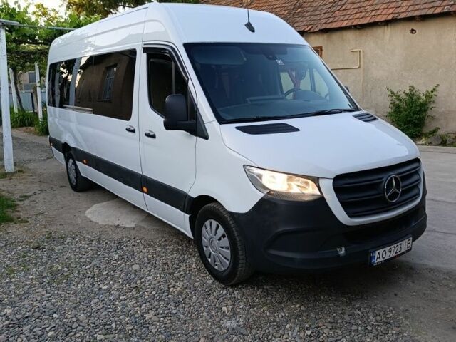Белый Мерседес Sprinter, объемом двигателя 2.1 л и пробегом 600 тыс. км за 22000 $, фото 1 на Automoto.ua