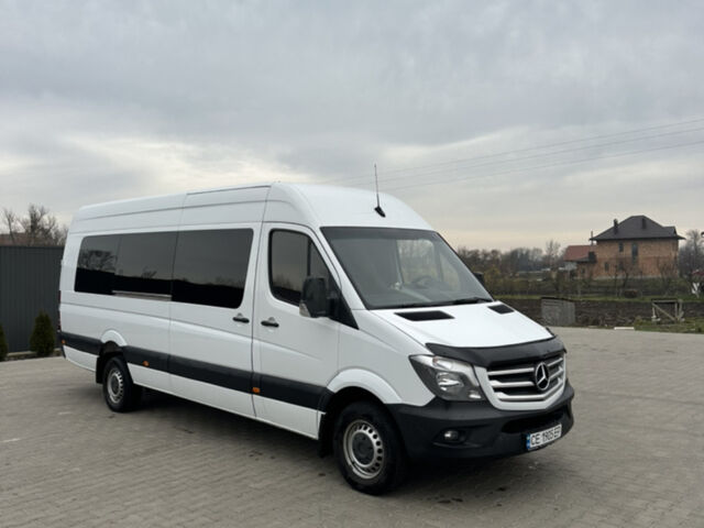 Білий Мерседес Sprinter, об'ємом двигуна 2.14 л та пробігом 300 тис. км за 28813 $, фото 1 на Automoto.ua