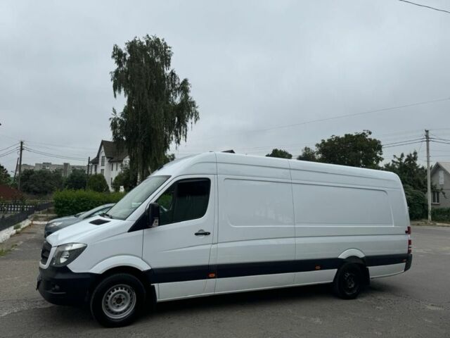 Белый Мерседес Sprinter, объемом двигателя 2.2 л и пробегом 390 тыс. км за 23500 $, фото 1 на Automoto.ua