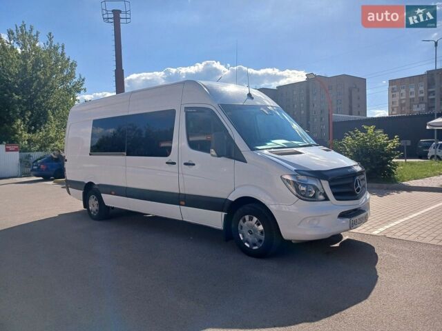 Белый Мерседес Sprinter, объемом двигателя 2.14 л и пробегом 650 тыс. км за 33500 $, фото 1 на Automoto.ua
