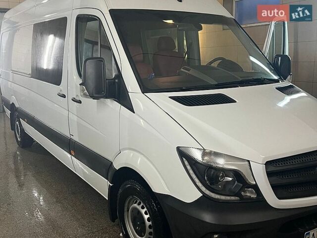 Белый Мерседес Sprinter, объемом двигателя 2.14 л и пробегом 410 тыс. км за 30000 $, фото 1 на Automoto.ua