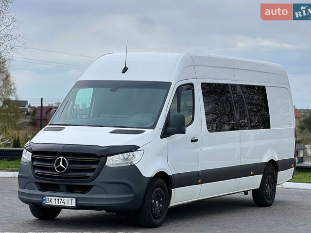 Белый Мерседес Sprinter, объемом двигателя 2.14 л и пробегом 450 тыс. км за 24800 $, фото 1 на Automoto.ua