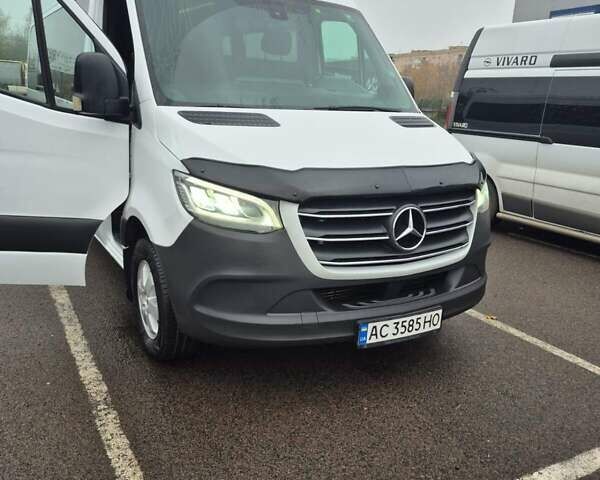 Білий Мерседес Sprinter, об'ємом двигуна 3 л та пробігом 490 тис. км за 41978 $, фото 1 на Automoto.ua