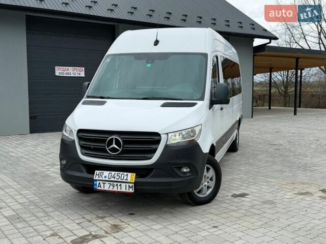 Белый Мерседес Sprinter, объемом двигателя 2.99 л и пробегом 486 тыс. км за 35999 $, фото 1 на Automoto.ua