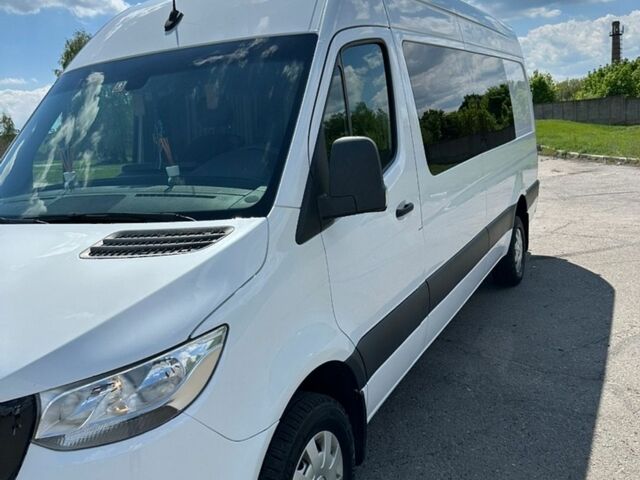 Белый Мерседес Sprinter, объемом двигателя 2.99 л и пробегом 268 тыс. км за 44300 $, фото 1 на Automoto.ua