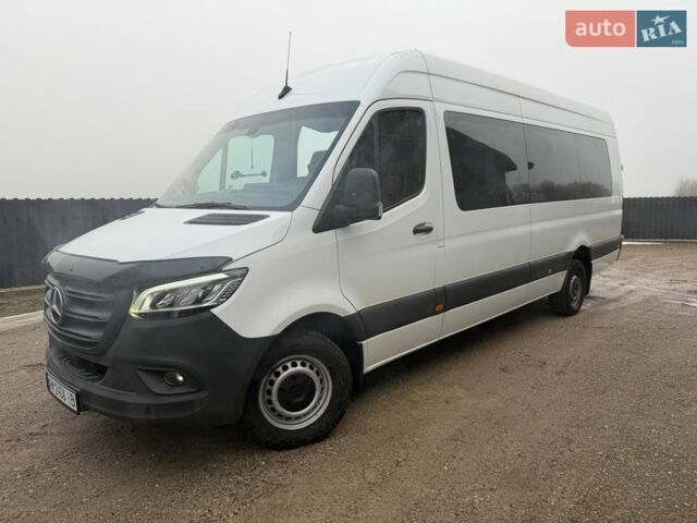 Белый Мерседес Sprinter, объемом двигателя 2.99 л и пробегом 693 тыс. км за 33000 $, фото 1 на Automoto.ua