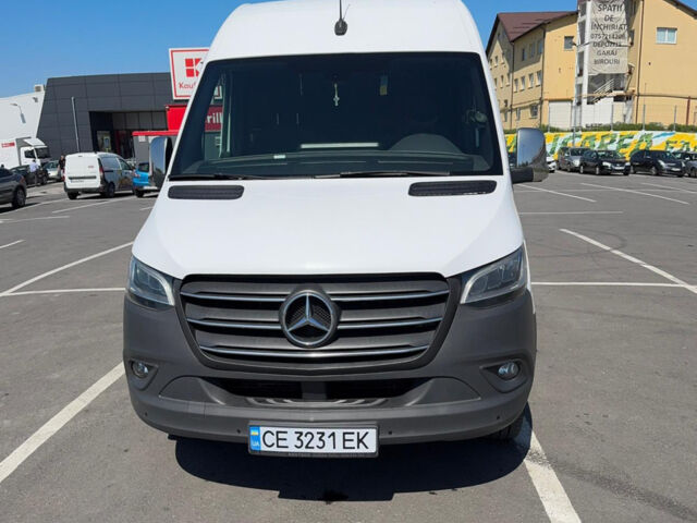 Белый Мерседес Sprinter, объемом двигателя 2.14 л и пробегом 464 тыс. км за 37542 $, фото 1 на Automoto.ua