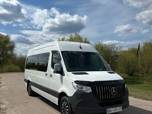 Білий Мерседес Sprinter, об'ємом двигуна 2.99 л та пробігом 315 тис. км за 51000 $, фото 1 на Automoto.ua