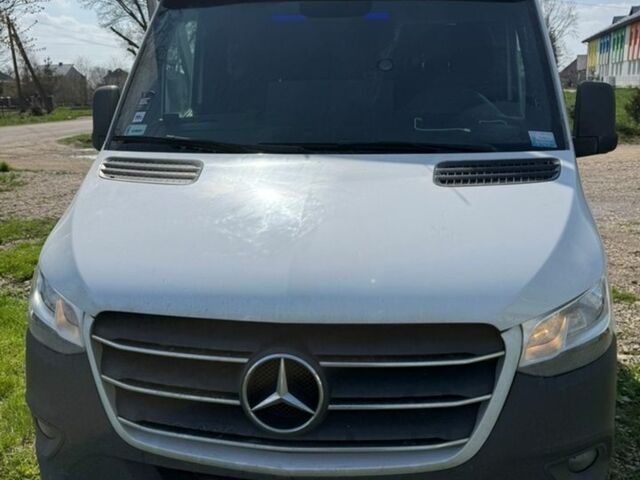 Белый Мерседес Sprinter, объемом двигателя 2.99 л и пробегом 301 тыс. км за 45500 $, фото 1 на Automoto.ua