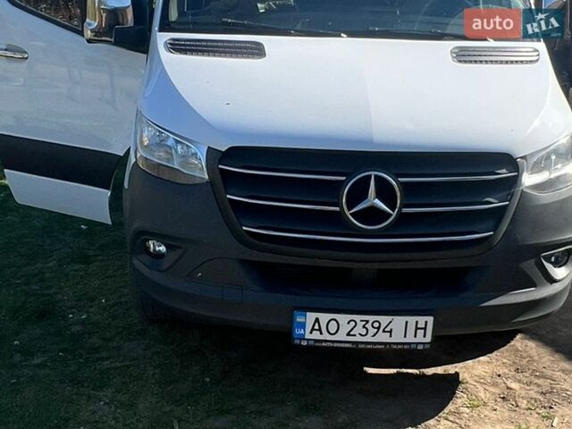 Белый Мерседес Sprinter, объемом двигателя 2.14 л и пробегом 125 тыс. км за 35000 $, фото 1 на Automoto.ua