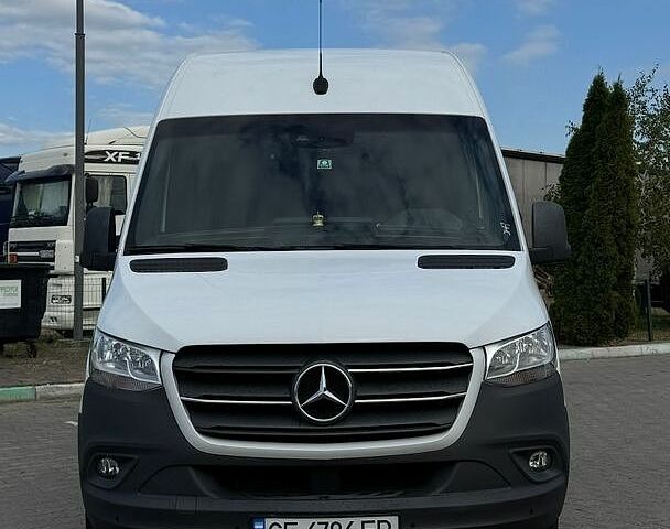 Білий Мерседес Sprinter, об'ємом двигуна 2.14 л та пробігом 400 тис. км за 40884 $, фото 1 на Automoto.ua