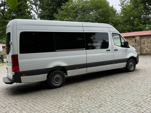 Белый Мерседес Sprinter, объемом двигателя 2.2 л и пробегом 391 тыс. км за 21900 $, фото 1 на Automoto.ua