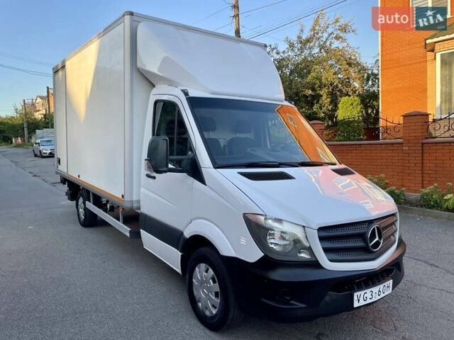 Белый Мерседес Sprinter, объемом двигателя 2.2 л и пробегом 248 тыс. км за 20999 $, фото 1 на Automoto.ua