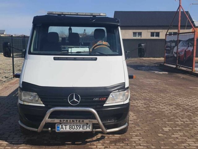 Белый Мерседес Sprinter, объемом двигателя 2.7 л и пробегом 368 тыс. км за 17000 $, фото 1 на Automoto.ua