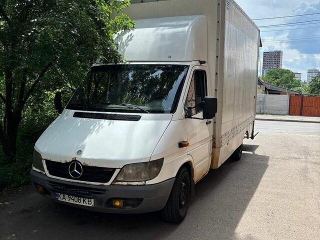 Белый Мерседес Sprinter, объемом двигателя 2.15 л и пробегом 281 тыс. км за 8000 $, фото 1 на Automoto.ua