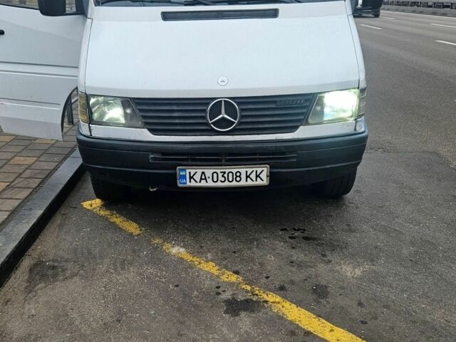 Білий Мерседес Sprinter, об'ємом двигуна 2.87 л та пробігом 700 тис. км за 8999 $, фото 1 на Automoto.ua