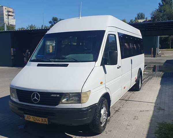 Белый Мерседес Sprinter, объемом двигателя 2.87 л и пробегом 500 тыс. км за 10500 $, фото 1 на Automoto.ua
