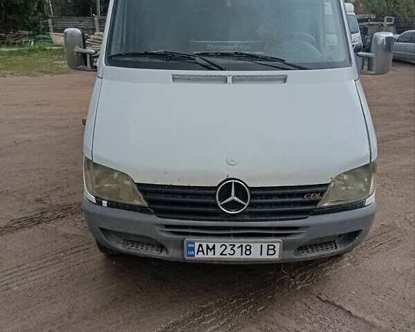 Білий Мерседес Sprinter, об'ємом двигуна 2.69 л та пробігом 280 тис. км за 10300 $, фото 1 на Automoto.ua