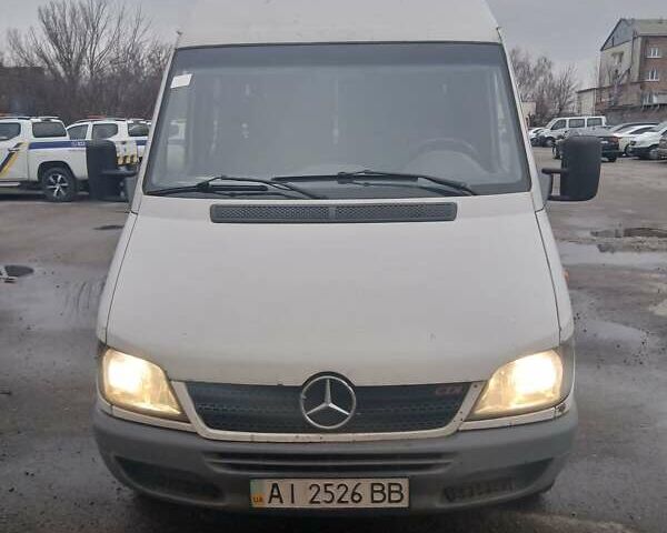 Білий Мерседес Sprinter, об'ємом двигуна 2.69 л та пробігом 930 тис. км за 11000 $, фото 1 на Automoto.ua