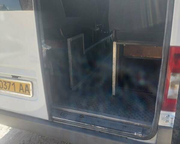 Білий Мерседес Sprinter, об'ємом двигуна 2.89 л та пробігом 360 тис. км за 14900 $, фото 1 на Automoto.ua