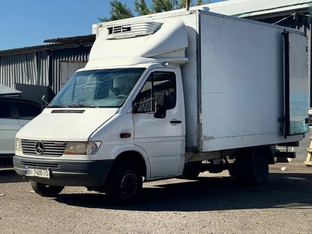 Белый Мерседес Sprinter, объемом двигателя 2.87 л и пробегом 645 тыс. км за 7200 $, фото 1 на Automoto.ua
