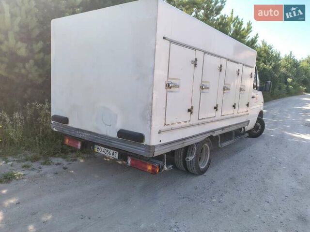 Белый Мерседес Sprinter, объемом двигателя 2.87 л и пробегом 450 тыс. км за 6500 $, фото 1 на Automoto.ua
