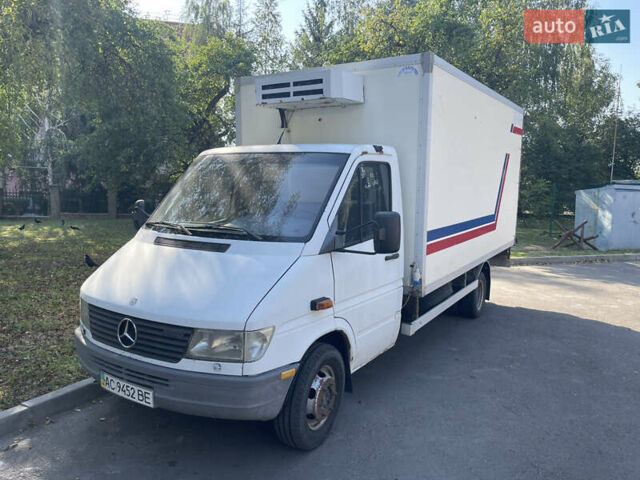 Білий Мерседес Sprinter, об'ємом двигуна 2.9 л та пробігом 400 тис. км за 7600 $, фото 1 на Automoto.ua