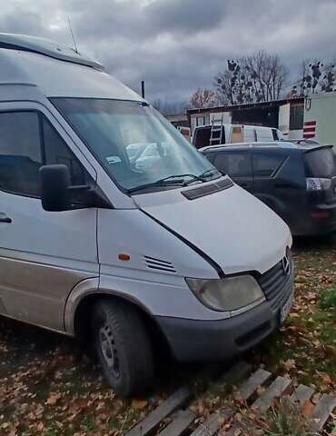 Білий Мерседес Sprinter, об'ємом двигуна 2.1 л та пробігом 715 тис. км за 4200 $, фото 1 на Automoto.ua
