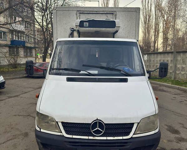 Білий Мерседес Sprinter, об'ємом двигуна 2.15 л та пробігом 480 тис. км за 5800 $, фото 1 на Automoto.ua