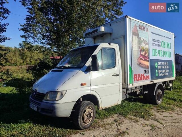 Білий Мерседес Sprinter, об'ємом двигуна 2.69 л та пробігом 400 тис. км за 10000 $, фото 1 на Automoto.ua