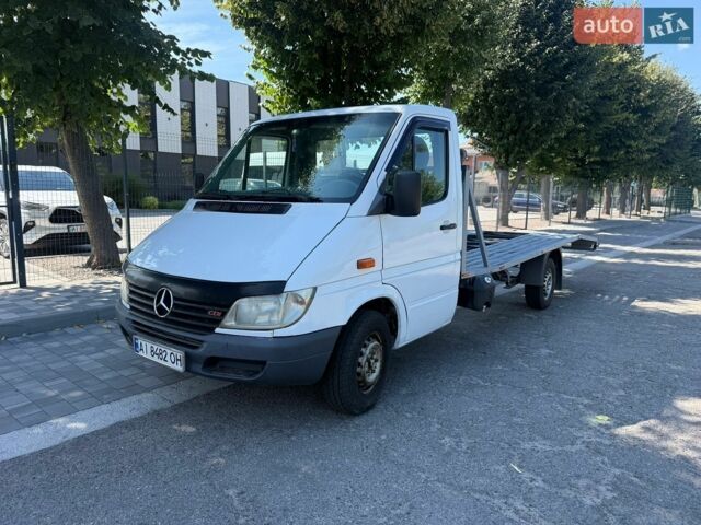 Белый Мерседес Sprinter, объемом двигателя 2.15 л и пробегом 30 тыс. км за 7900 $, фото 1 на Automoto.ua