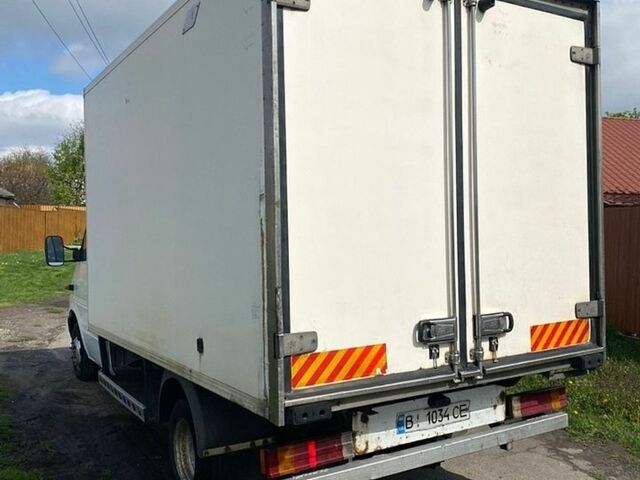 Білий Мерседес Sprinter, об'ємом двигуна 2.15 л та пробігом 615 тис. км за 12500 $, фото 1 на Automoto.ua