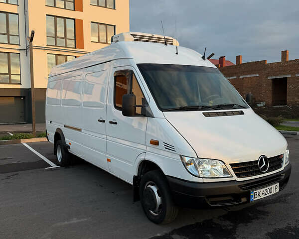 Білий Мерседес Sprinter, об'ємом двигуна 2.1 л та пробігом 512 тис. км за 14500 $, фото 1 на Automoto.ua