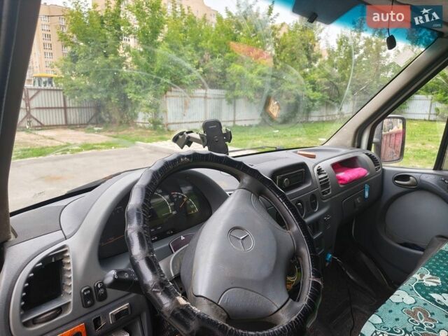 Белый Мерседес Sprinter, объемом двигателя 2.15 л и пробегом 567 тыс. км за 9500 $, фото 1 на Automoto.ua