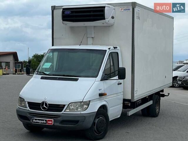 Белый Мерседес Sprinter, объемом двигателя 2.7 л и пробегом 797 тыс. км за 14790 $, фото 1 на Automoto.ua